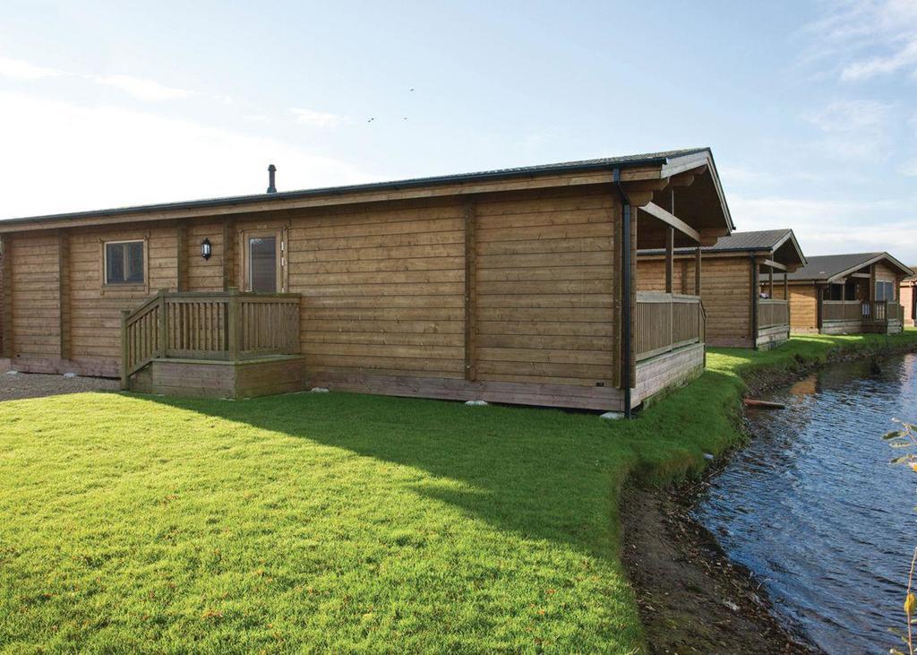 Dacre Lakeside Park Hotel Brandesburton Exterior photo